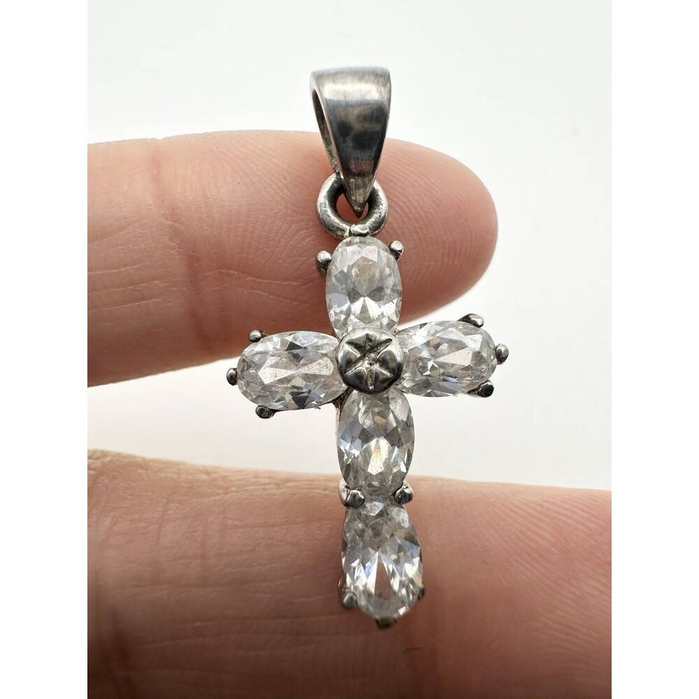 925 Sterling Silver C Z Cross Religious Pendant